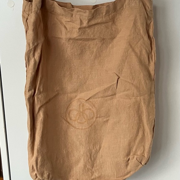 Dazed but Amazed Small tote Hazelnut color - Picture 2 of 3